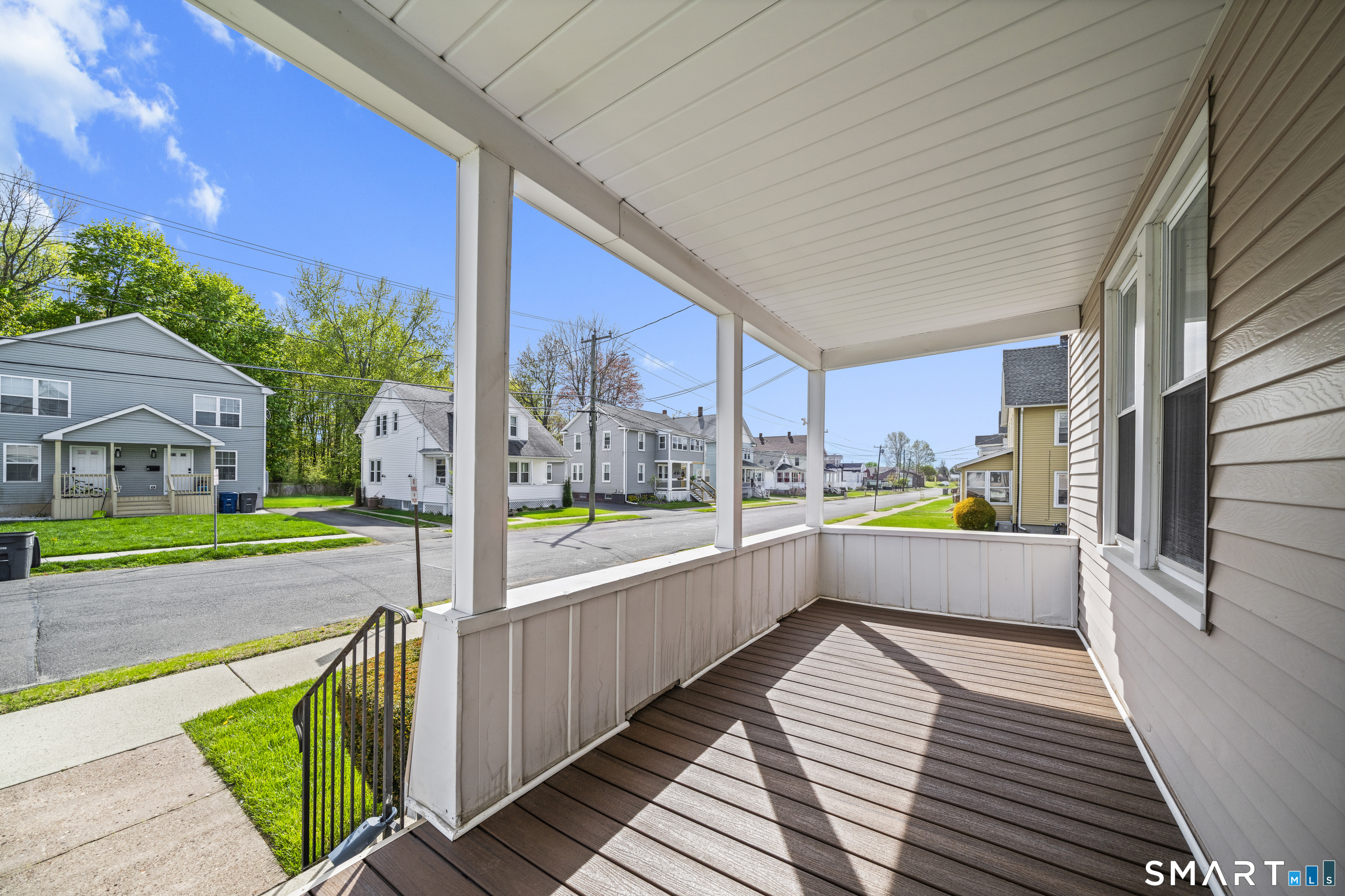 27 Park Avenue Enfield CT 06082