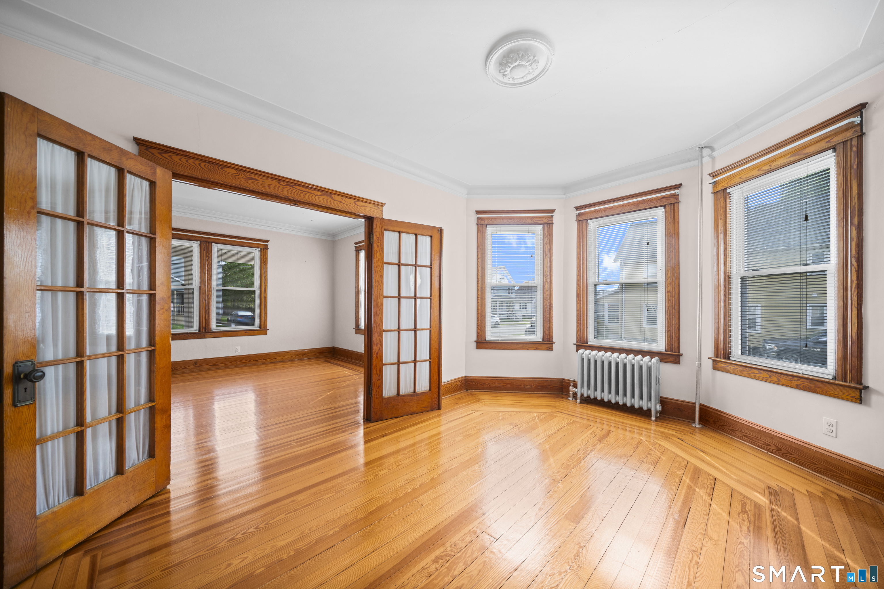 27 Park Avenue Enfield CT 06082