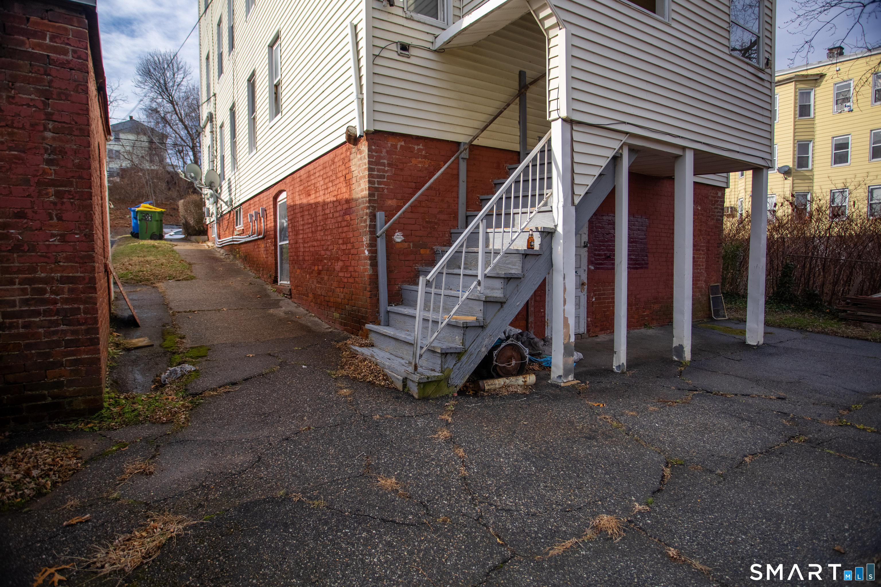 381 Congress Avenue Waterbury CT 06708