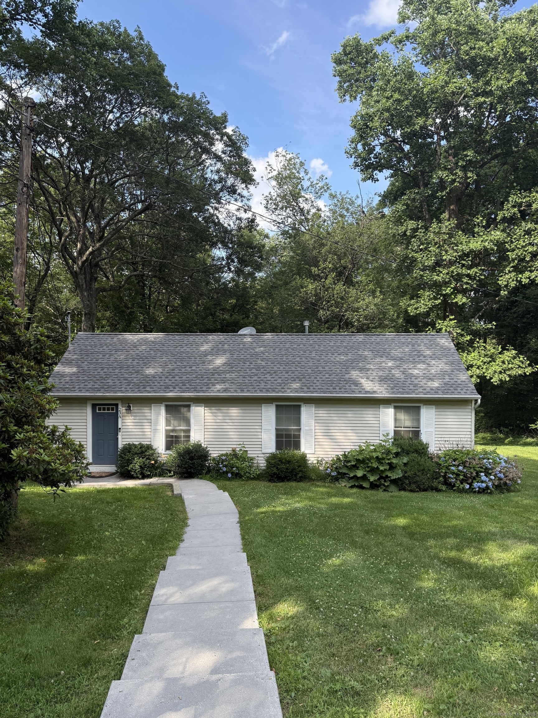 23 Merriman Lane Prospect CT 06712