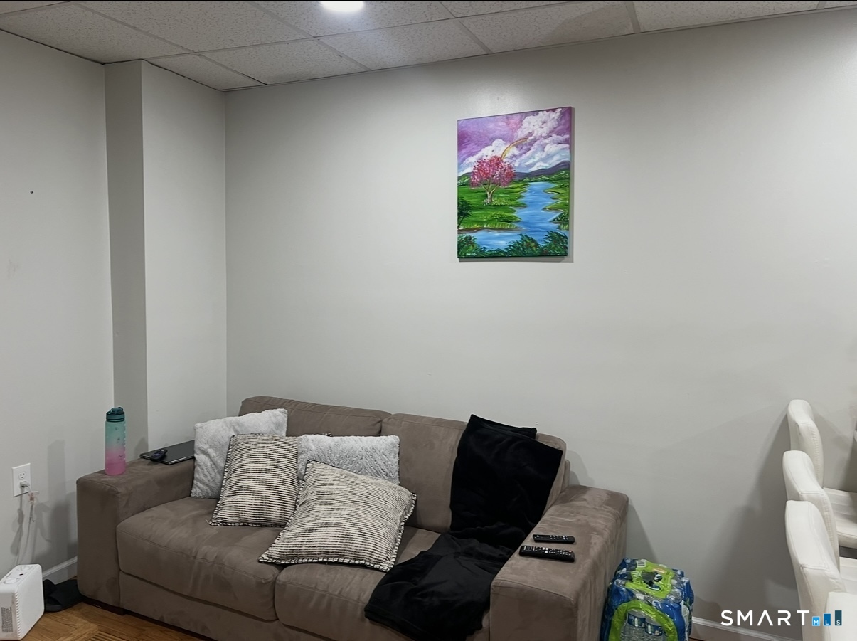 391 Coleman Street Bridgeport CT 06604
