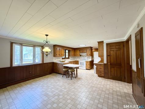 14 Casper Avenue Middletown CT 06457
