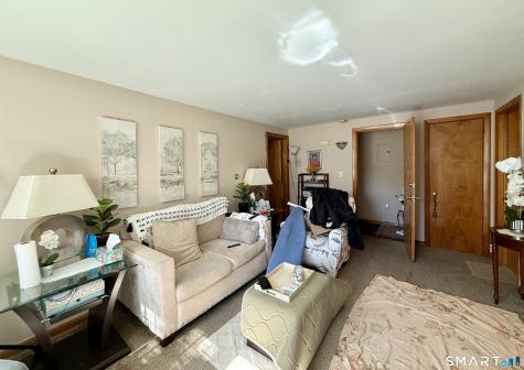 14 Casper Avenue Middletown CT 06457