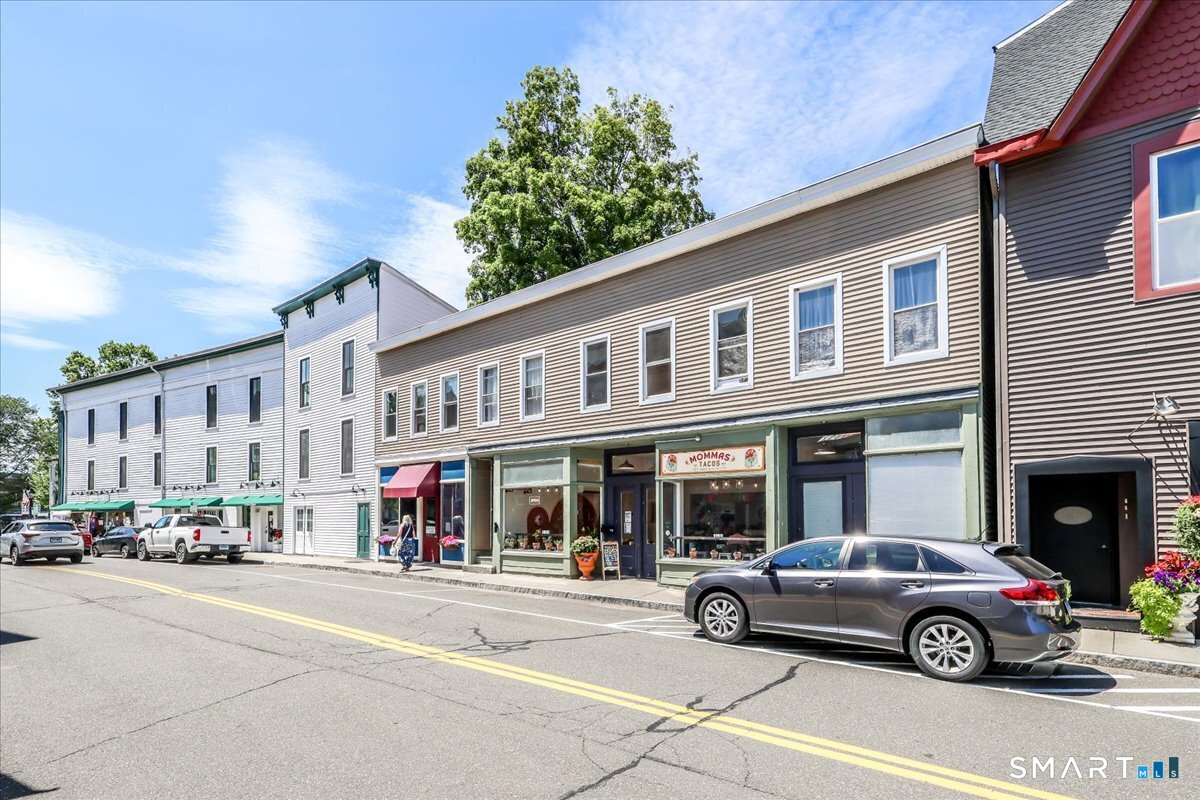 17 Church Street New Milford CT 06776