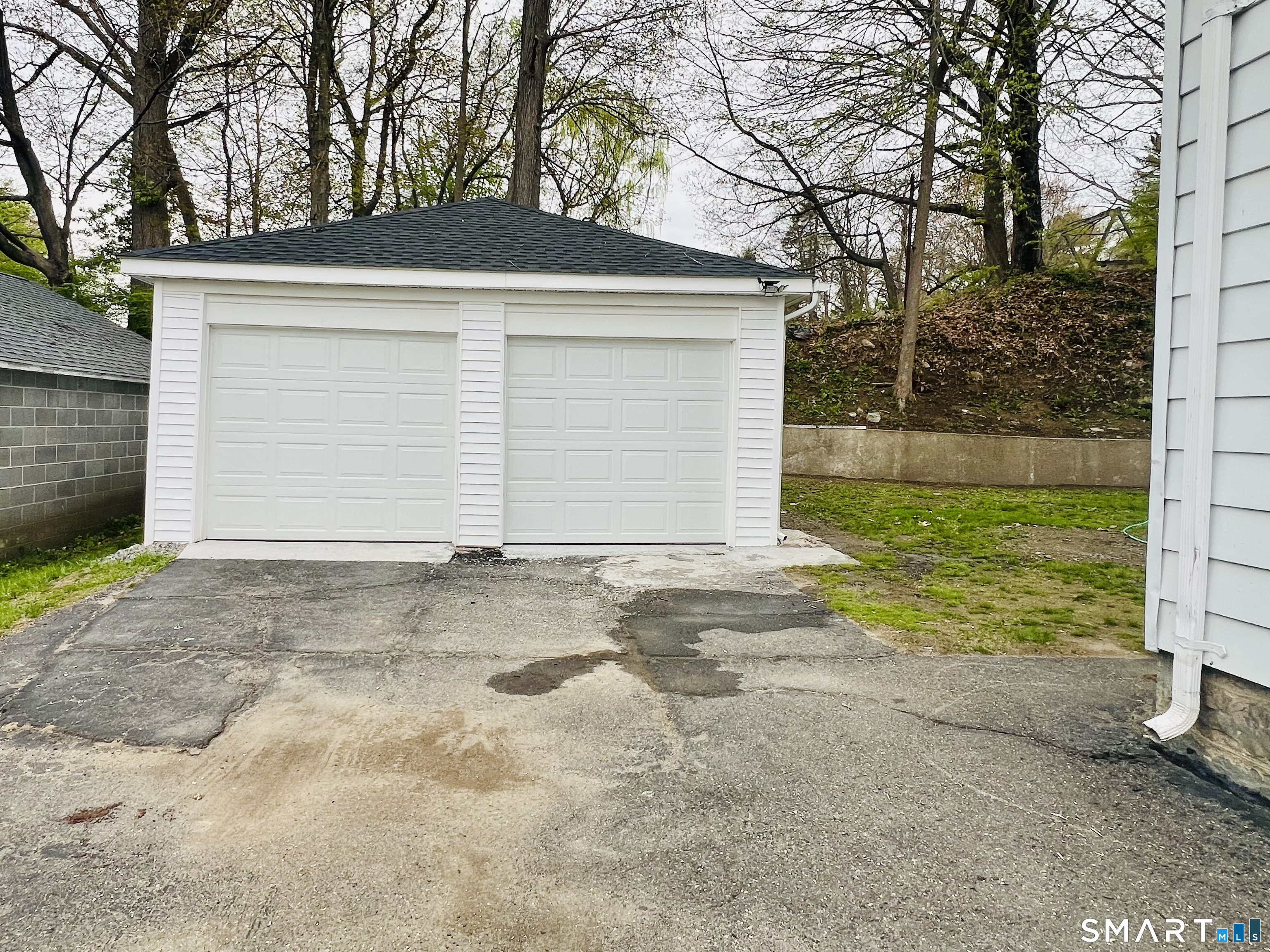 83 Pine Street Torrington CT 06790