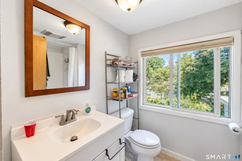 84-86 Spring Street Chester CT 06412