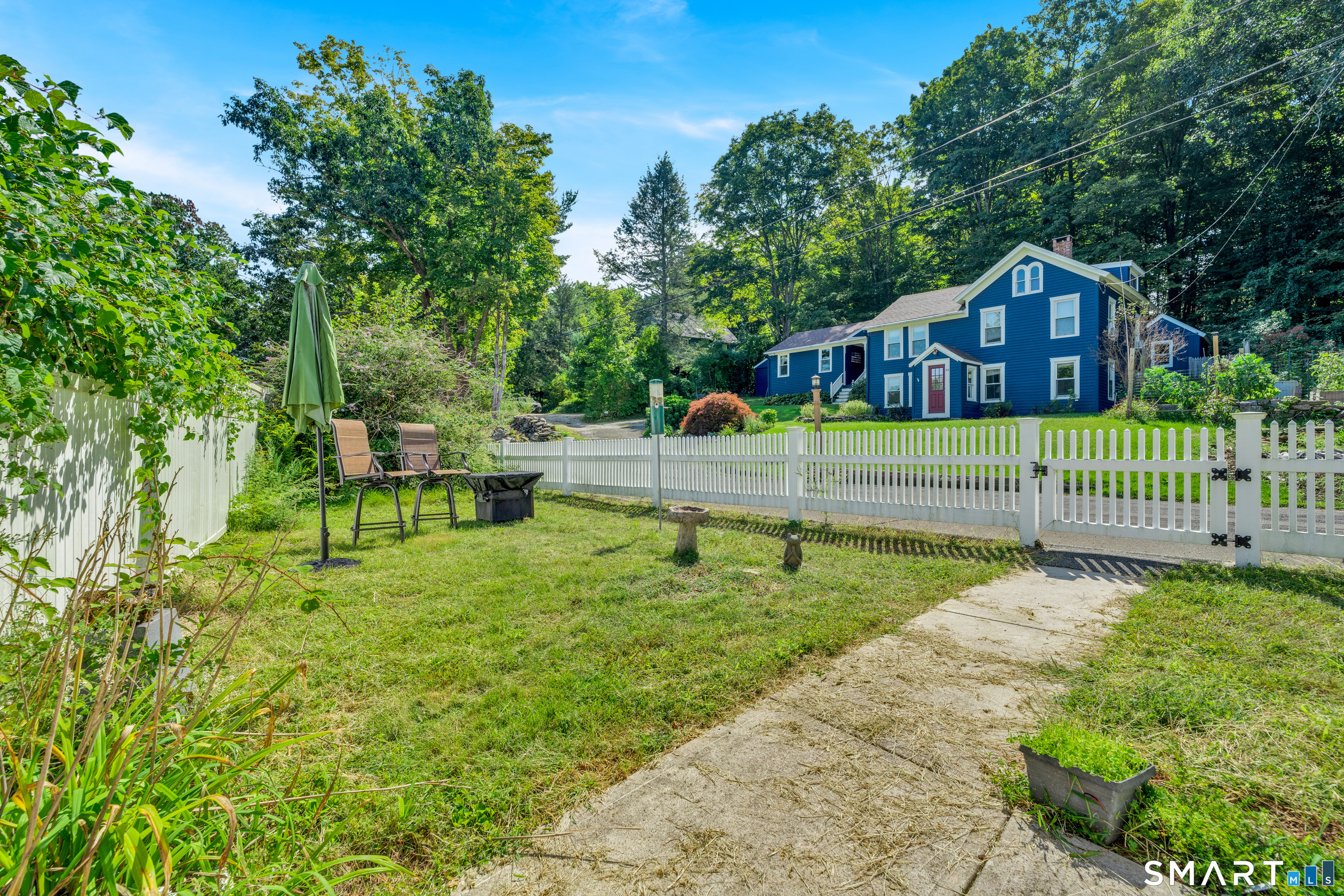 84-86 Spring Street Chester CT 06412