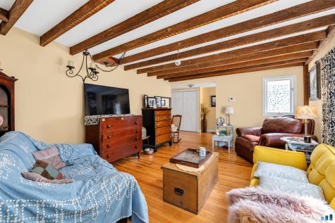 84-86 Spring Street Chester CT 06412