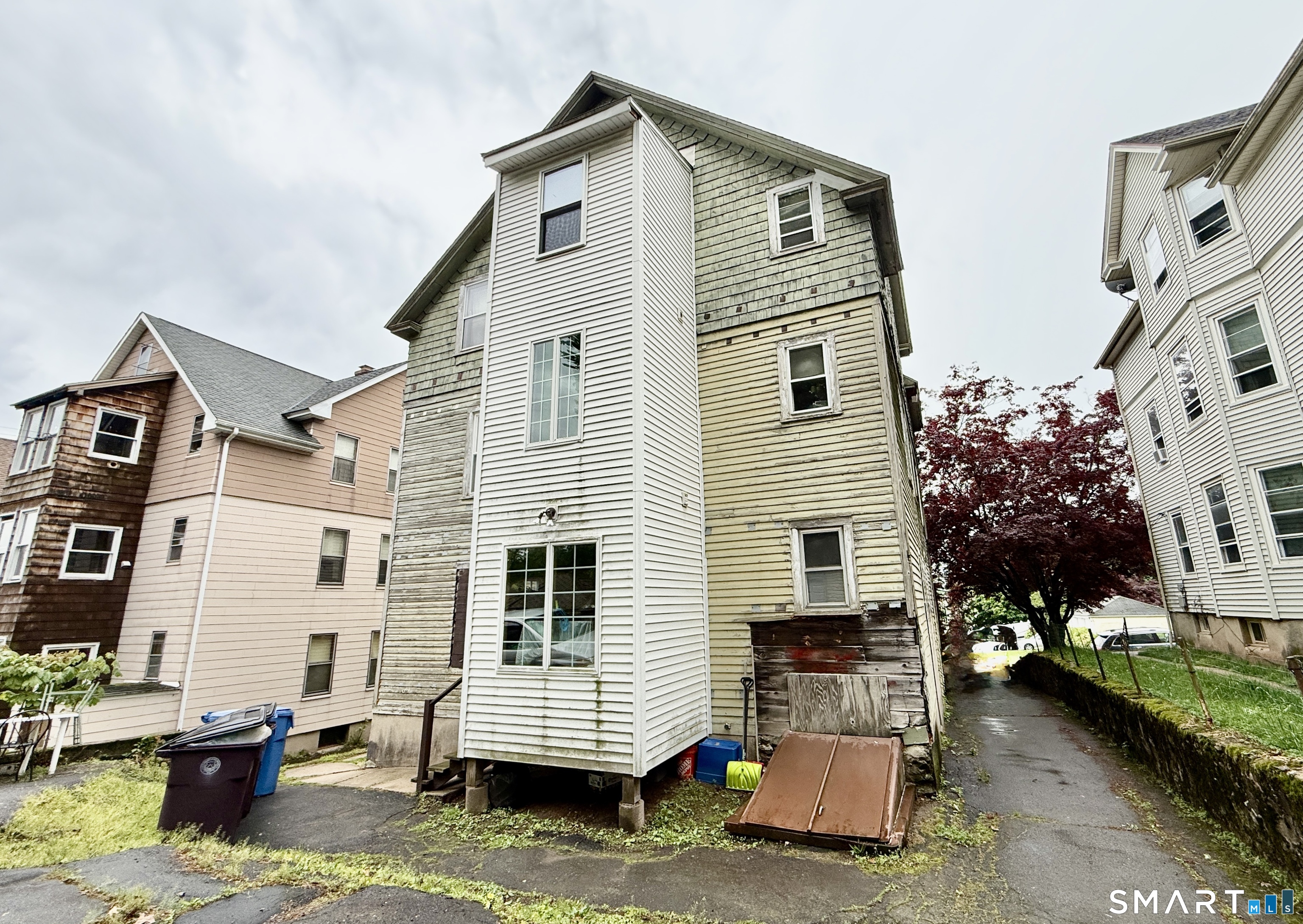 23 Chapman Court New Britain CT 06051