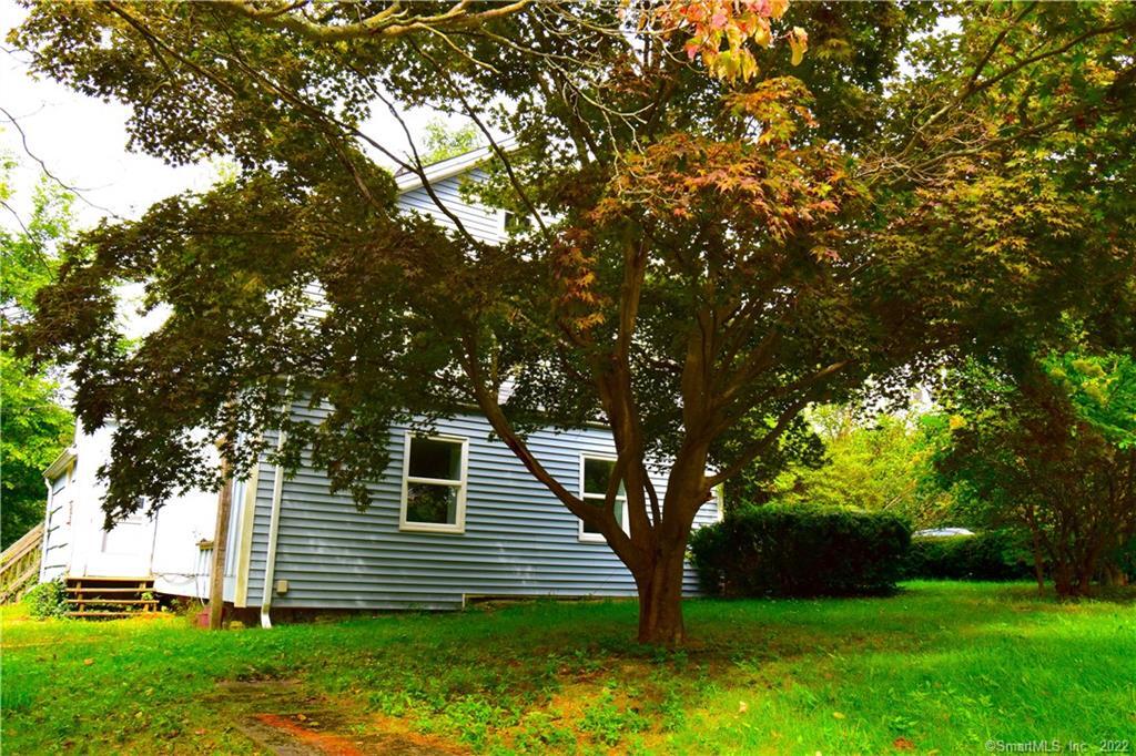 74 Hoyts Hill Bethel CT 06801