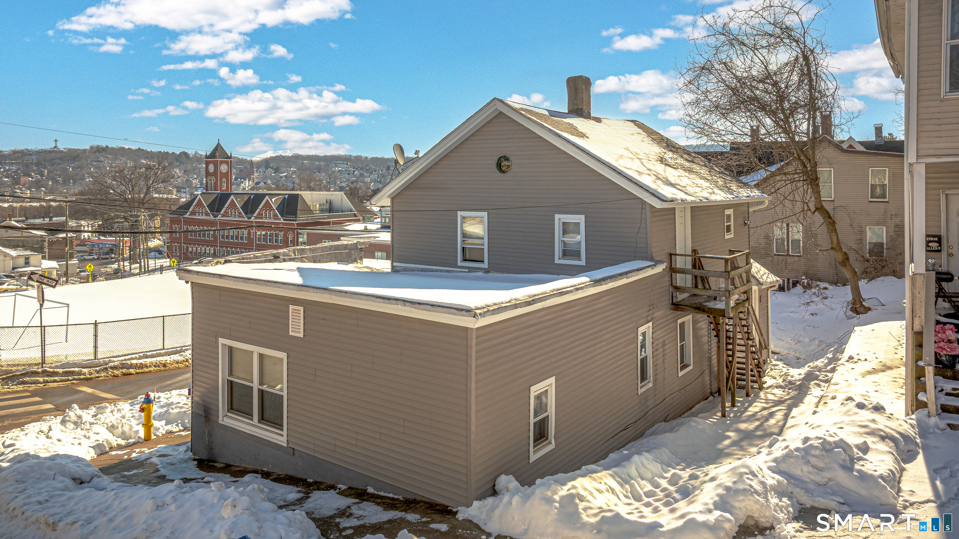 429 Washington Avenue Waterbury CT 06708