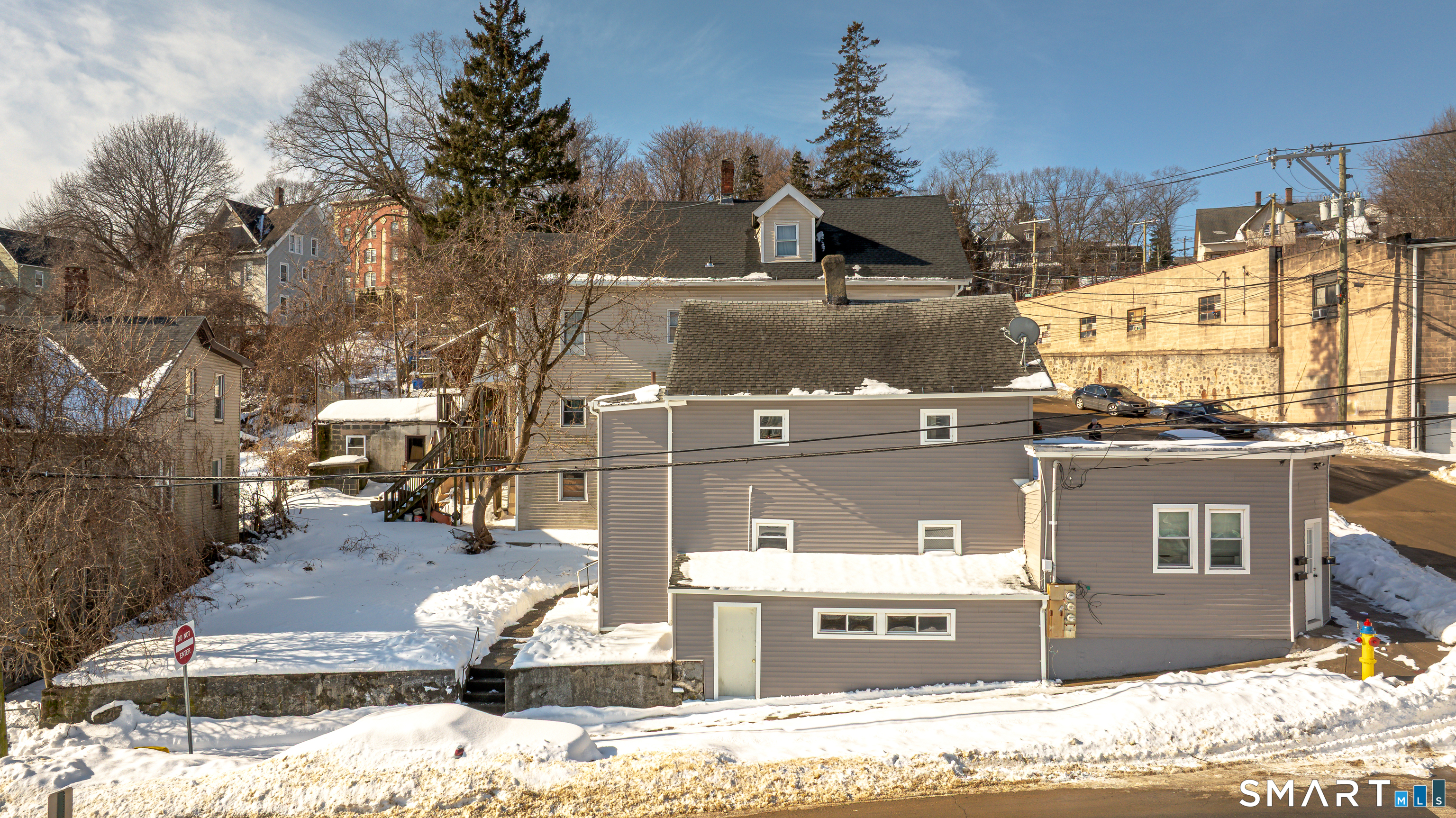 429 Washington Avenue Waterbury CT 06708