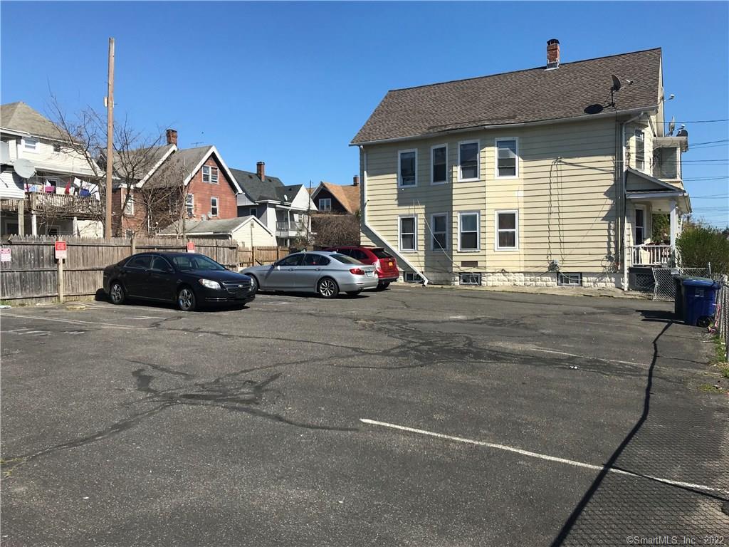 224 Denver Avenue Bridgeport CT 06605