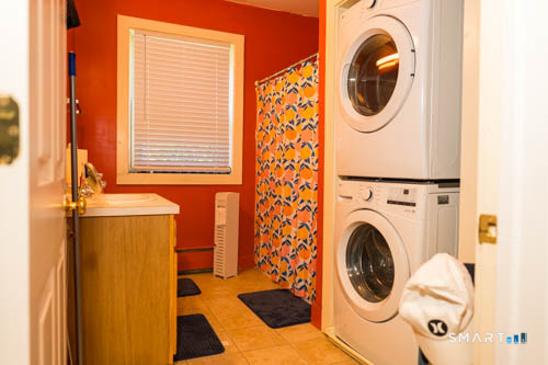 17 Edgewood Street Hartford CT 06112