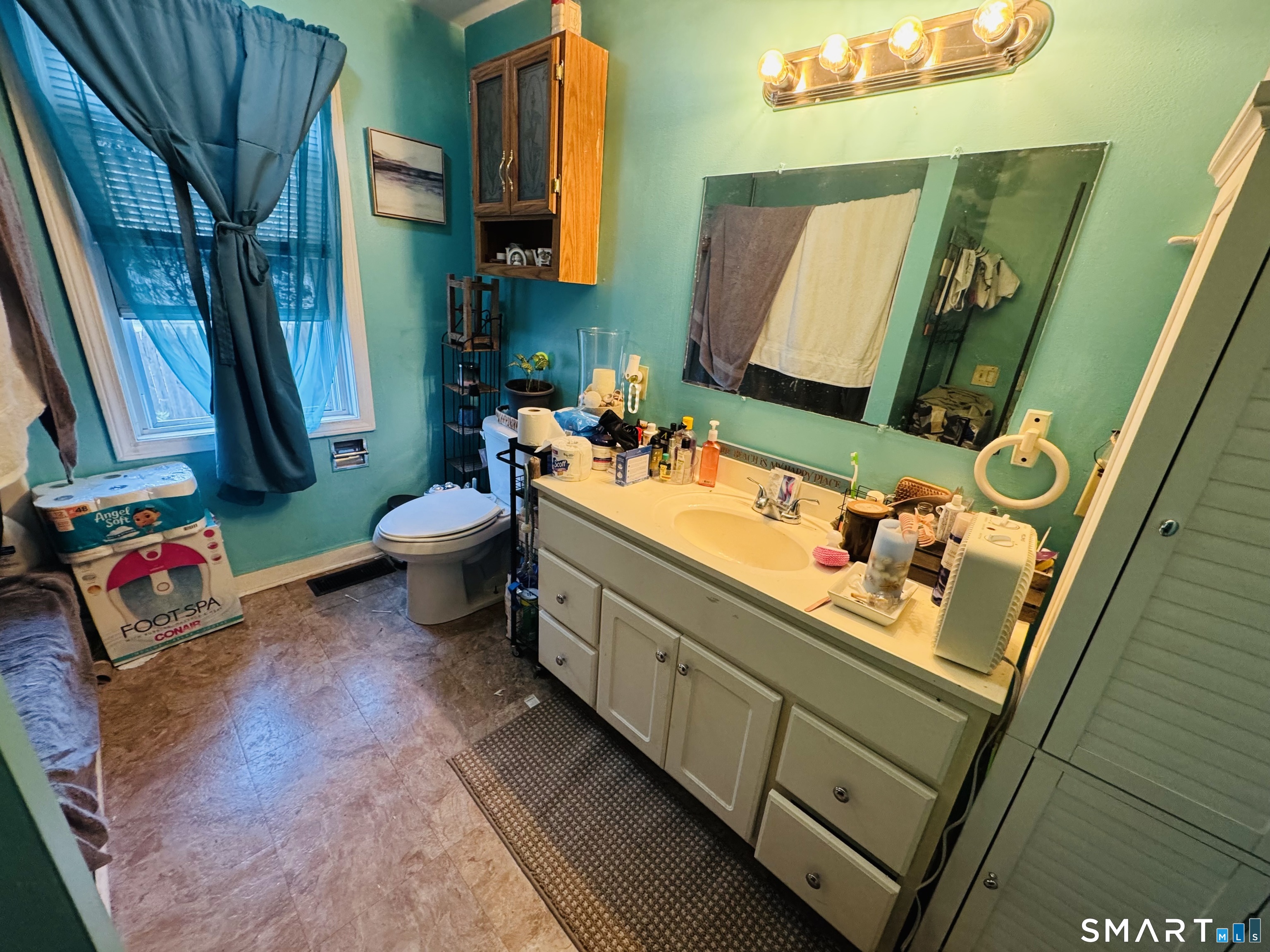 137 South Chestnut Street Plainfield CT 06374