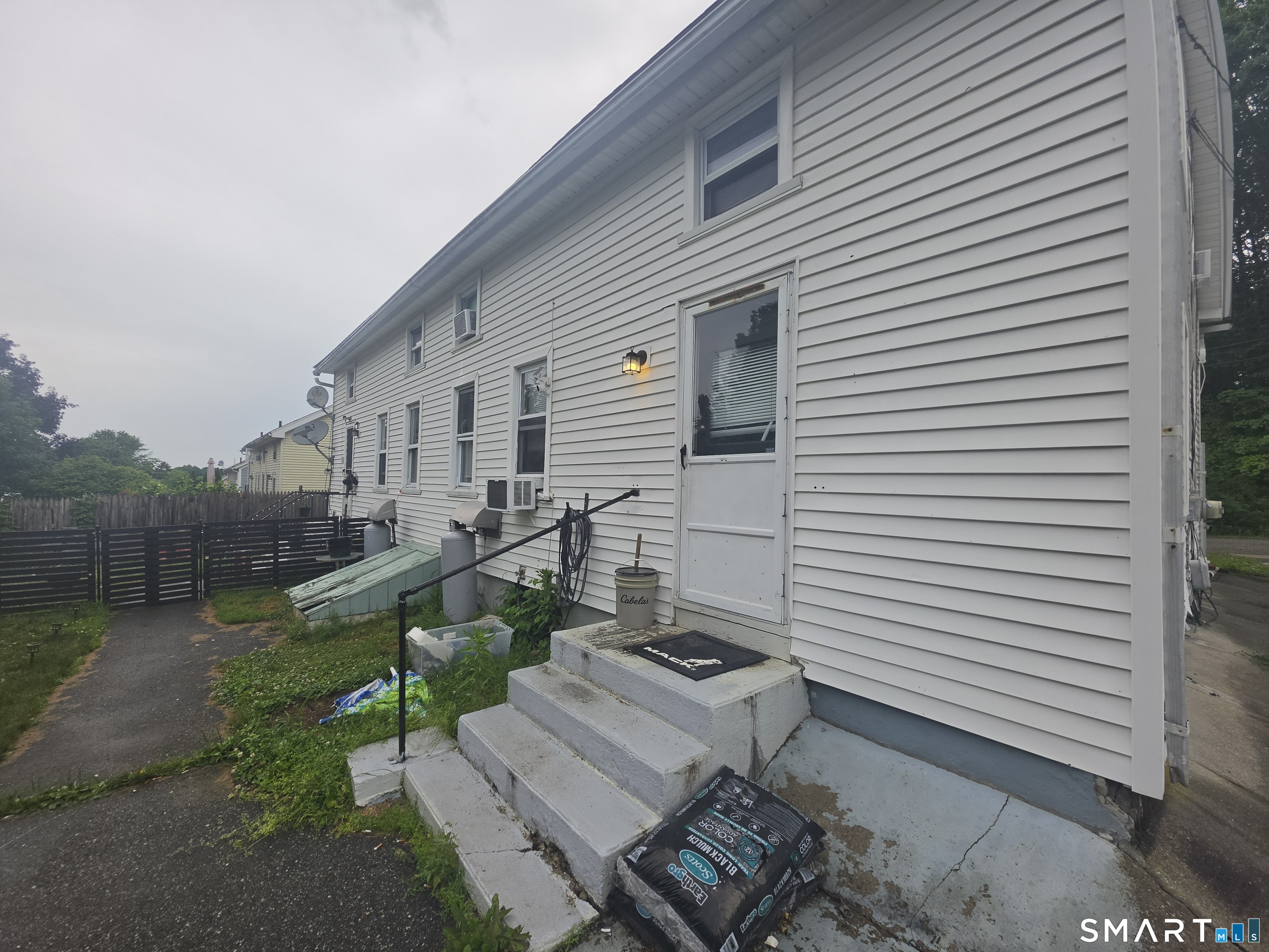 137 South Chestnut Street Plainfield CT 06374