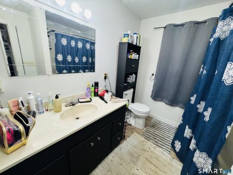 137 South Chestnut Street Plainfield CT 06374