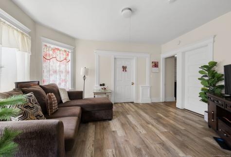 65 Colman Street New London CT 06320