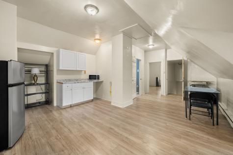 65 Colman Street New London CT 06320