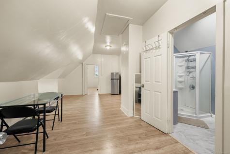 65 Colman Street New London CT 06320