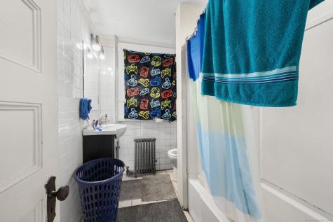 65 Colman Street New London CT 06320