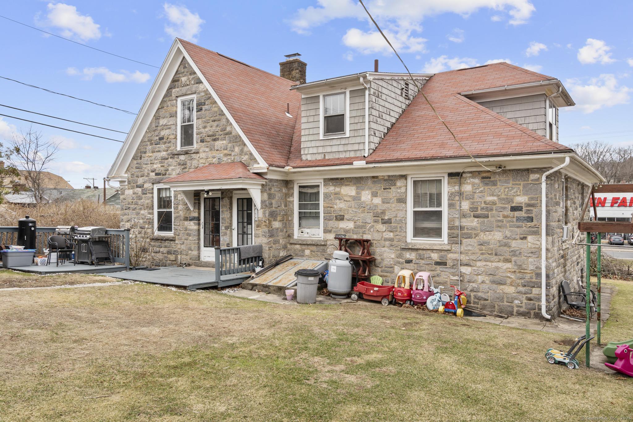 474 Lakewood Road Waterbury CT 06704