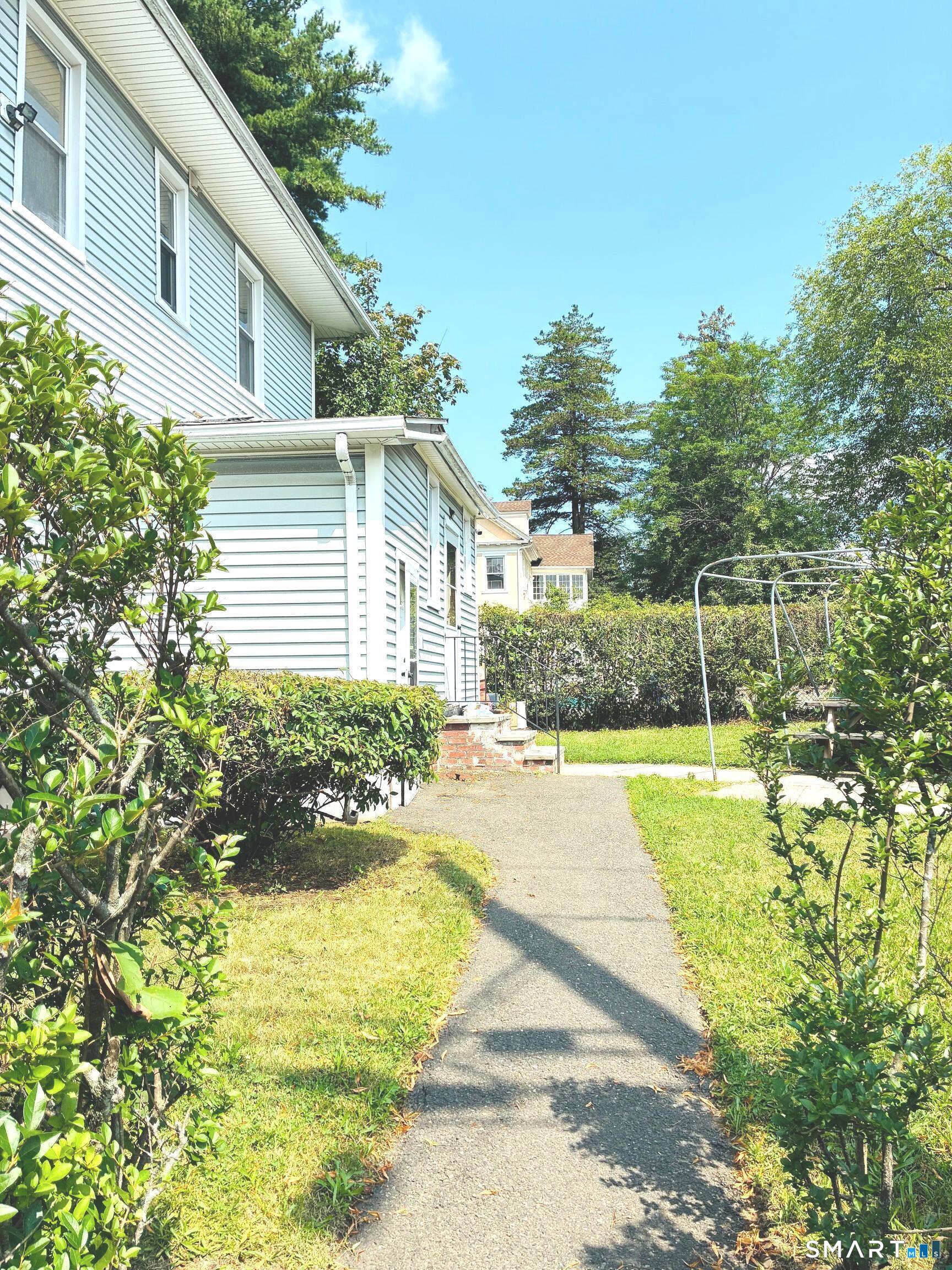1910 Park Avenue Bridgeport CT 06604
