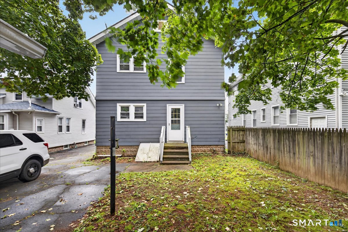 183 Lamson Street West Haven CT 06516