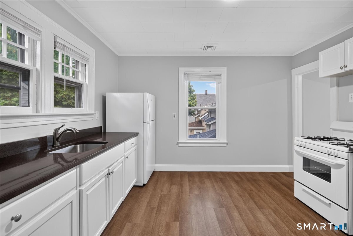 183 Lamson Street West Haven CT 06516