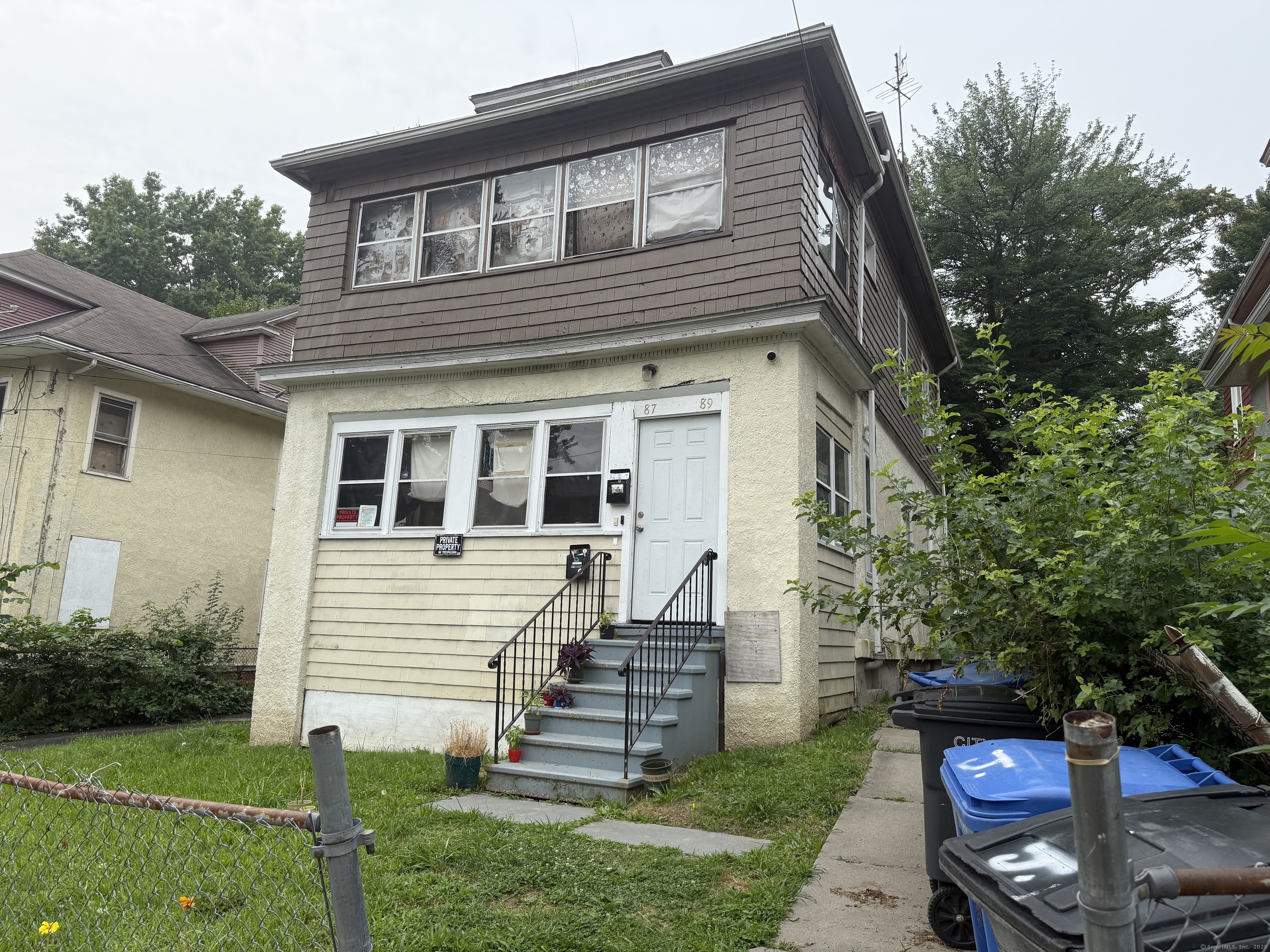 87 Mansfield Street Hartford CT 06154