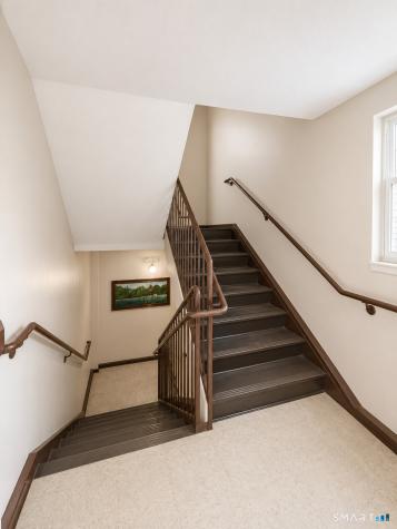82 Main Street East Hampton CT 06424