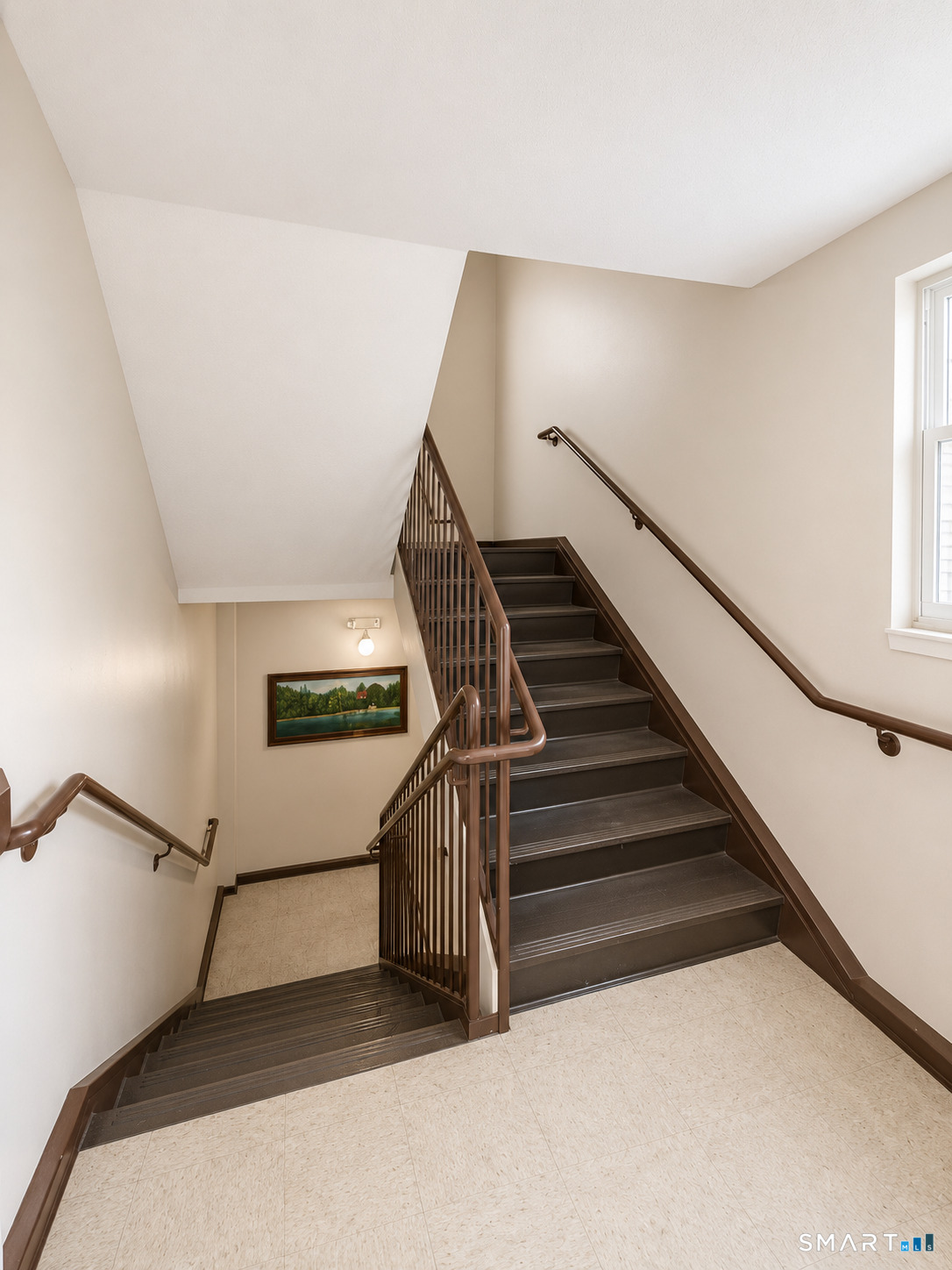 82 Main Street East Hampton CT 06424