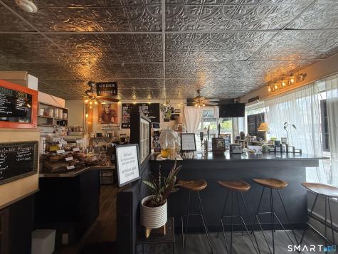 82 Main Street East Hampton CT 06424