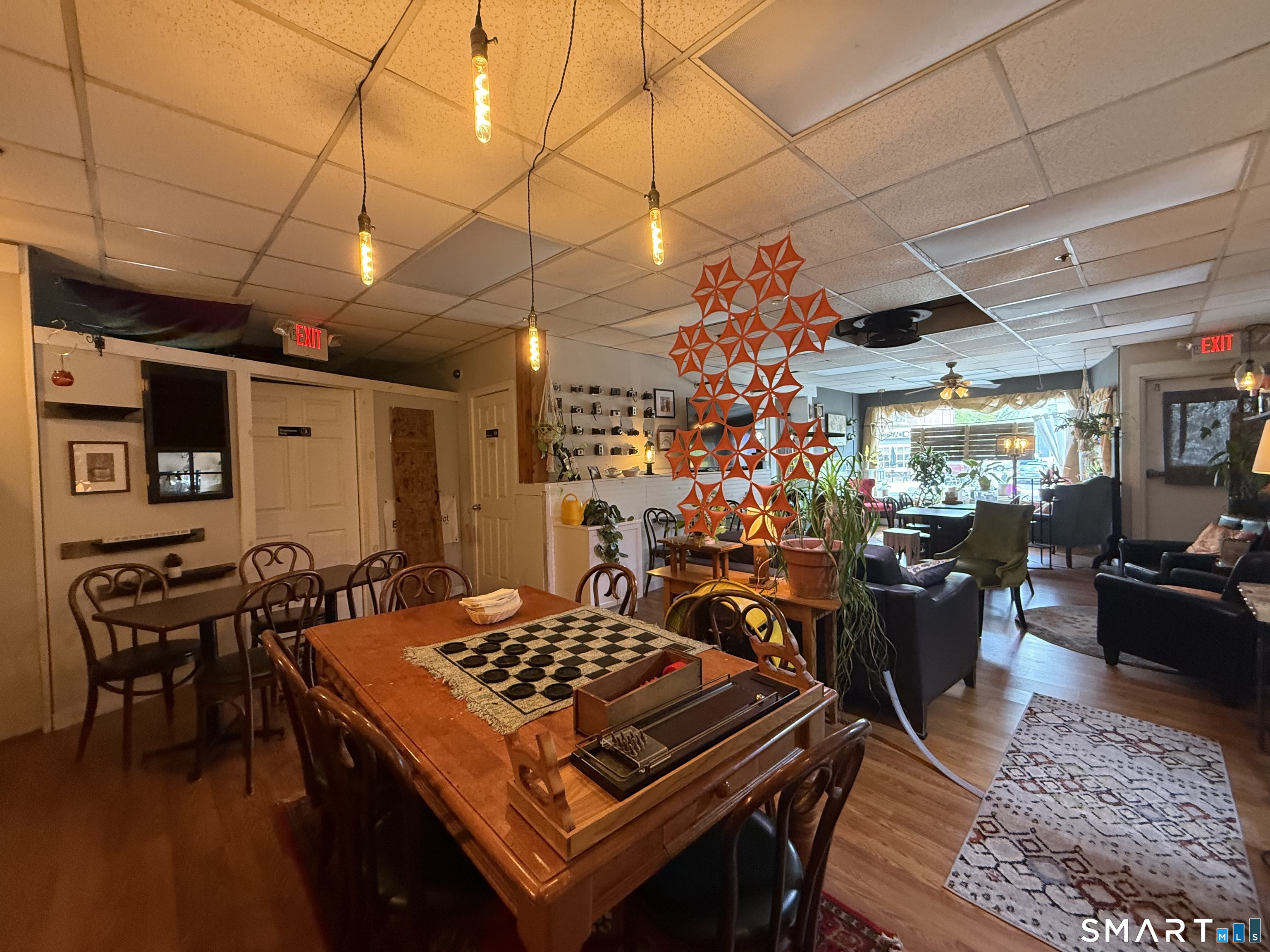 82 Main Street East Hampton CT 06424