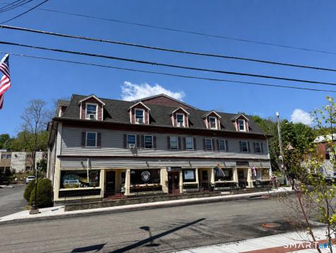 82 Main Street East Hampton CT 06424