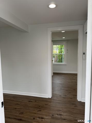 16 Raymond Street New Canaan CT 06840