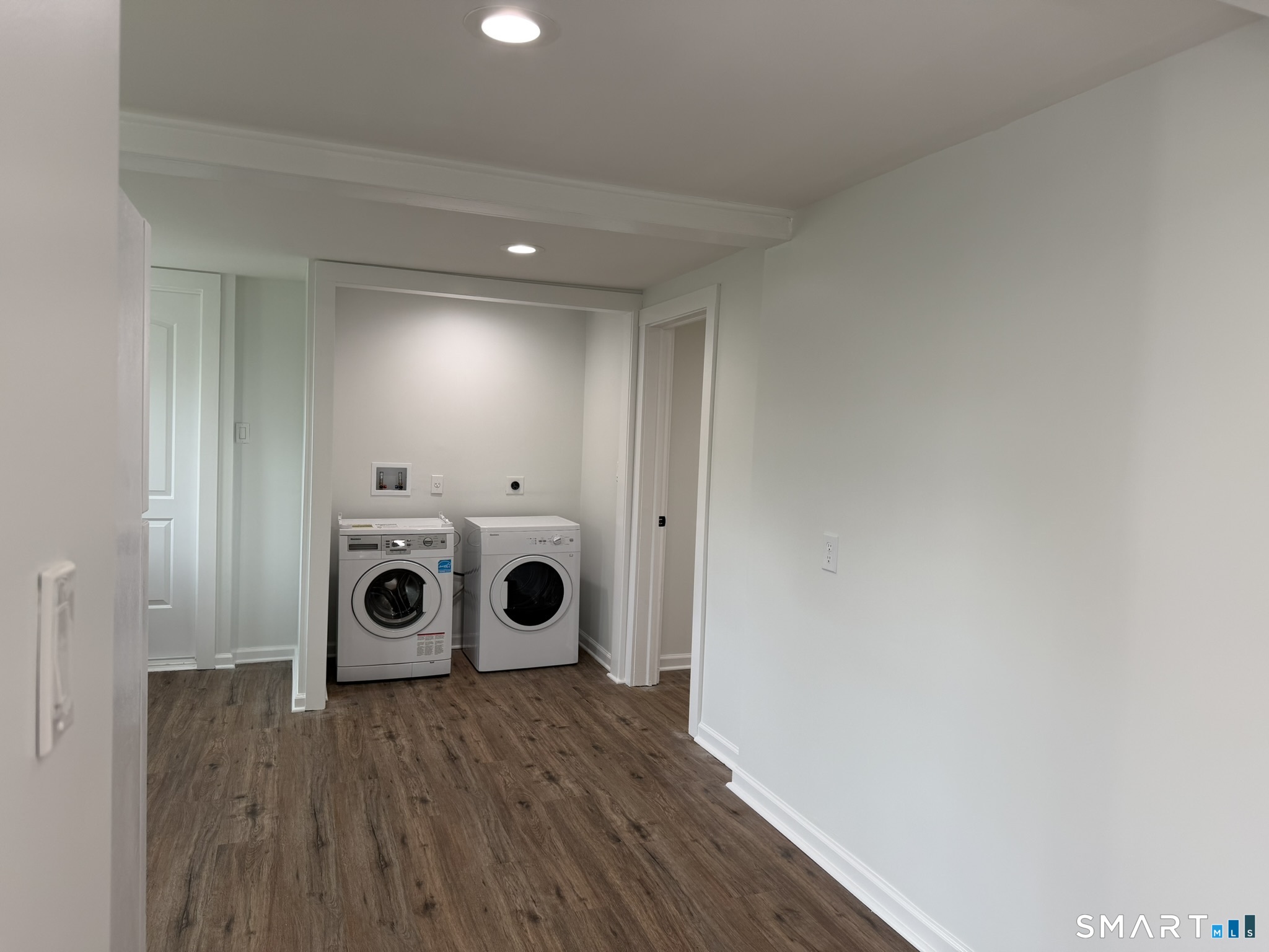 16 Raymond Street New Canaan CT 06840