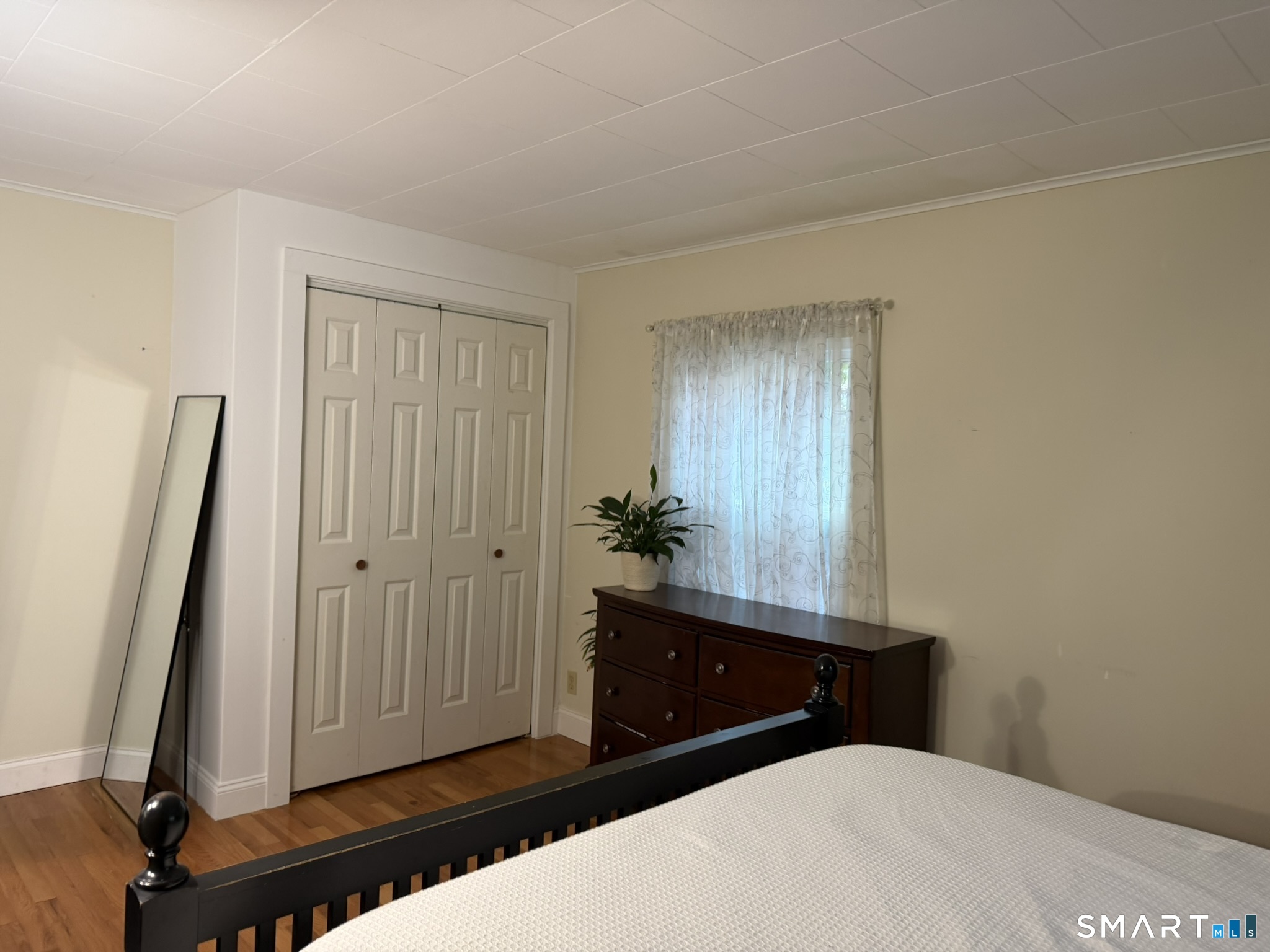 16 Raymond Street New Canaan CT 06840