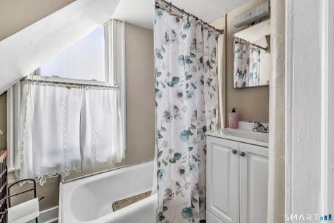 10 Burritt Avenue Norwalk CT 06854