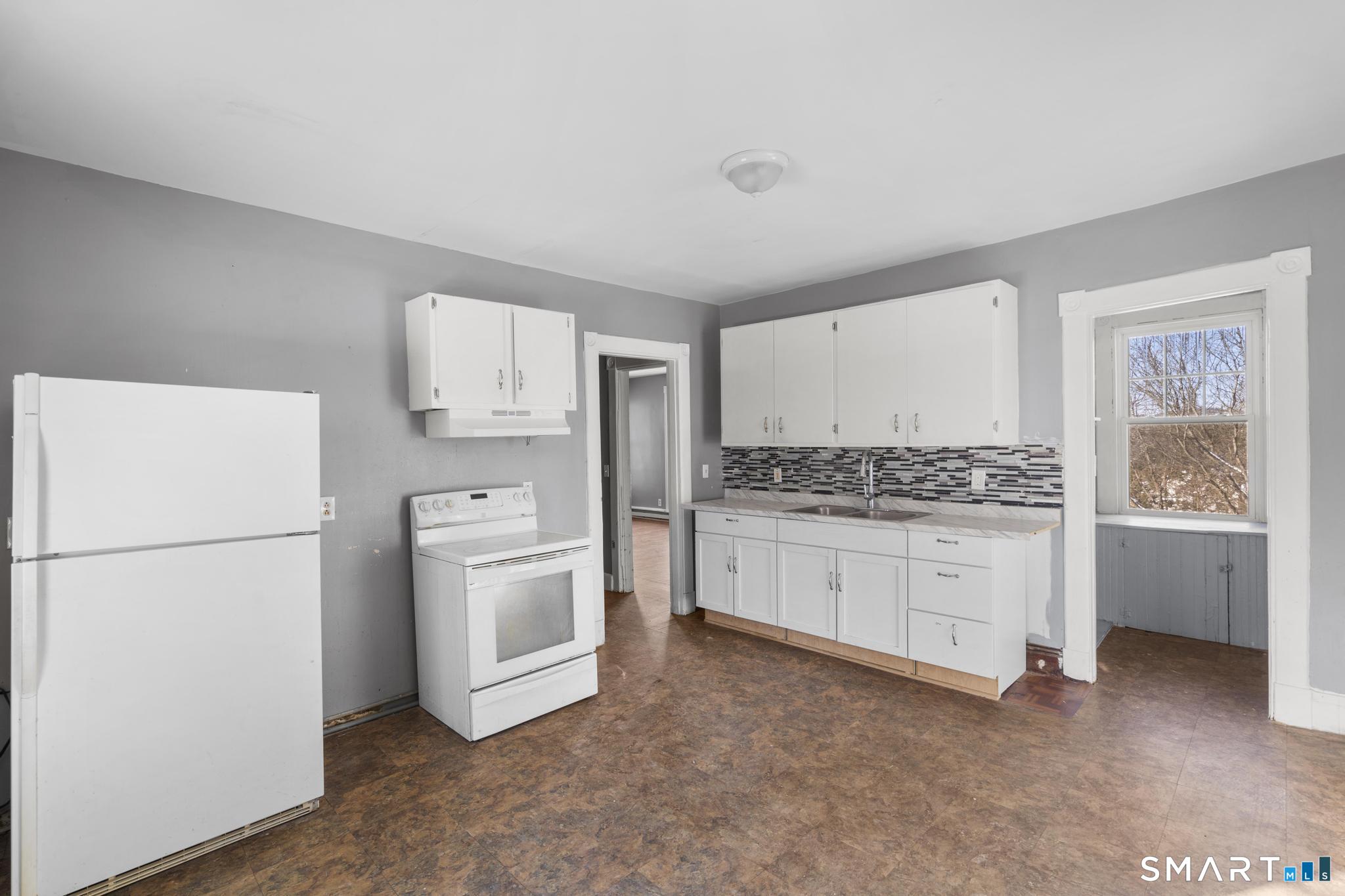 484 Waterville Street Waterbury CT 06710