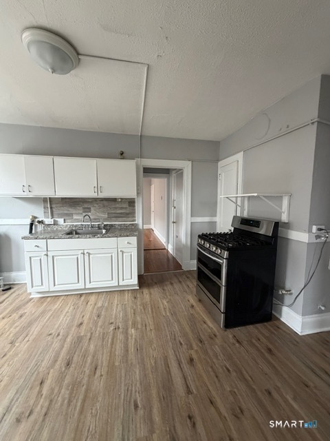 21-23 Glendale Avenue Hartford CT 06106