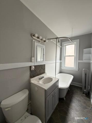 21-23 Glendale Avenue Hartford CT 06106