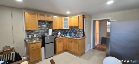 62-64 Capen Street Hartford CT 06120