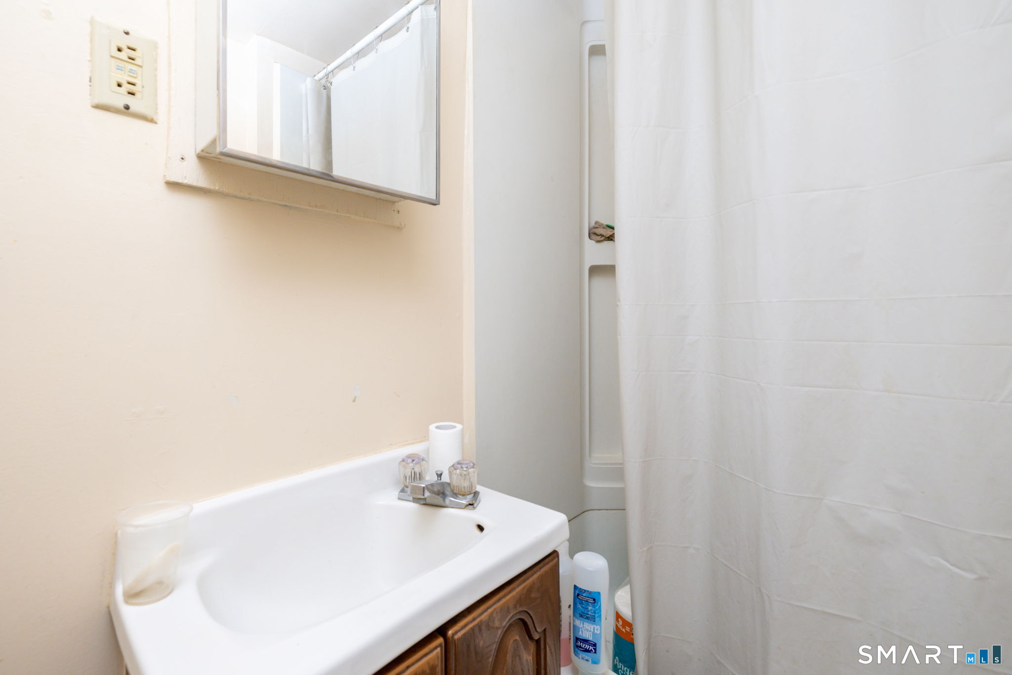 44 Curtiss Avenue Bristol CT 06010