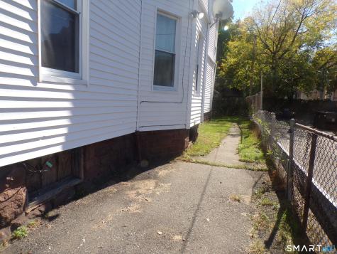 47-49 Barnard Street Hartford CT 06114