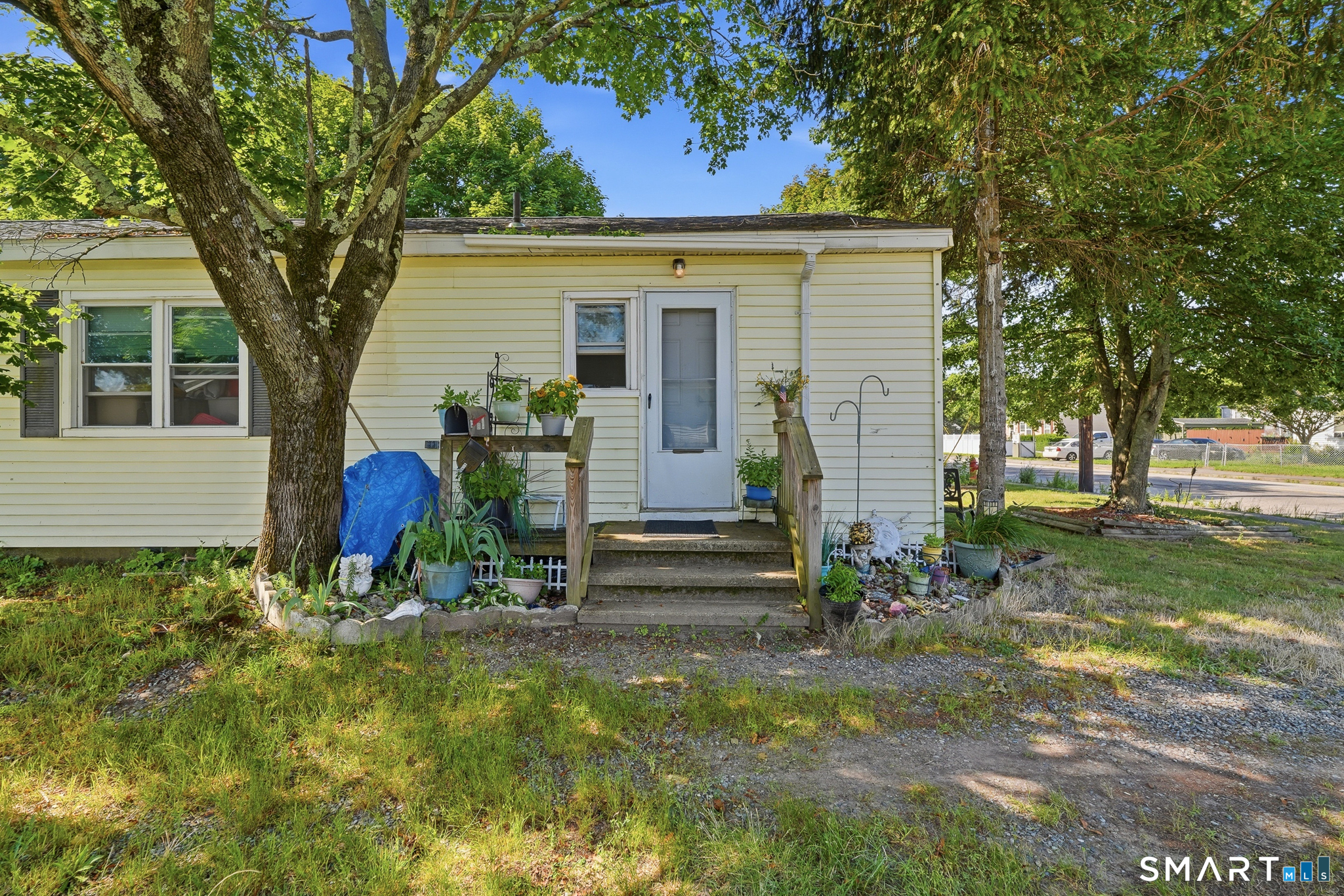 8-10 Depot Road Groton CT 06340
