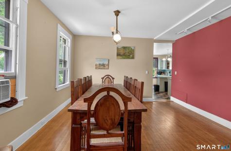 33 Church Street Guilford CT 06437