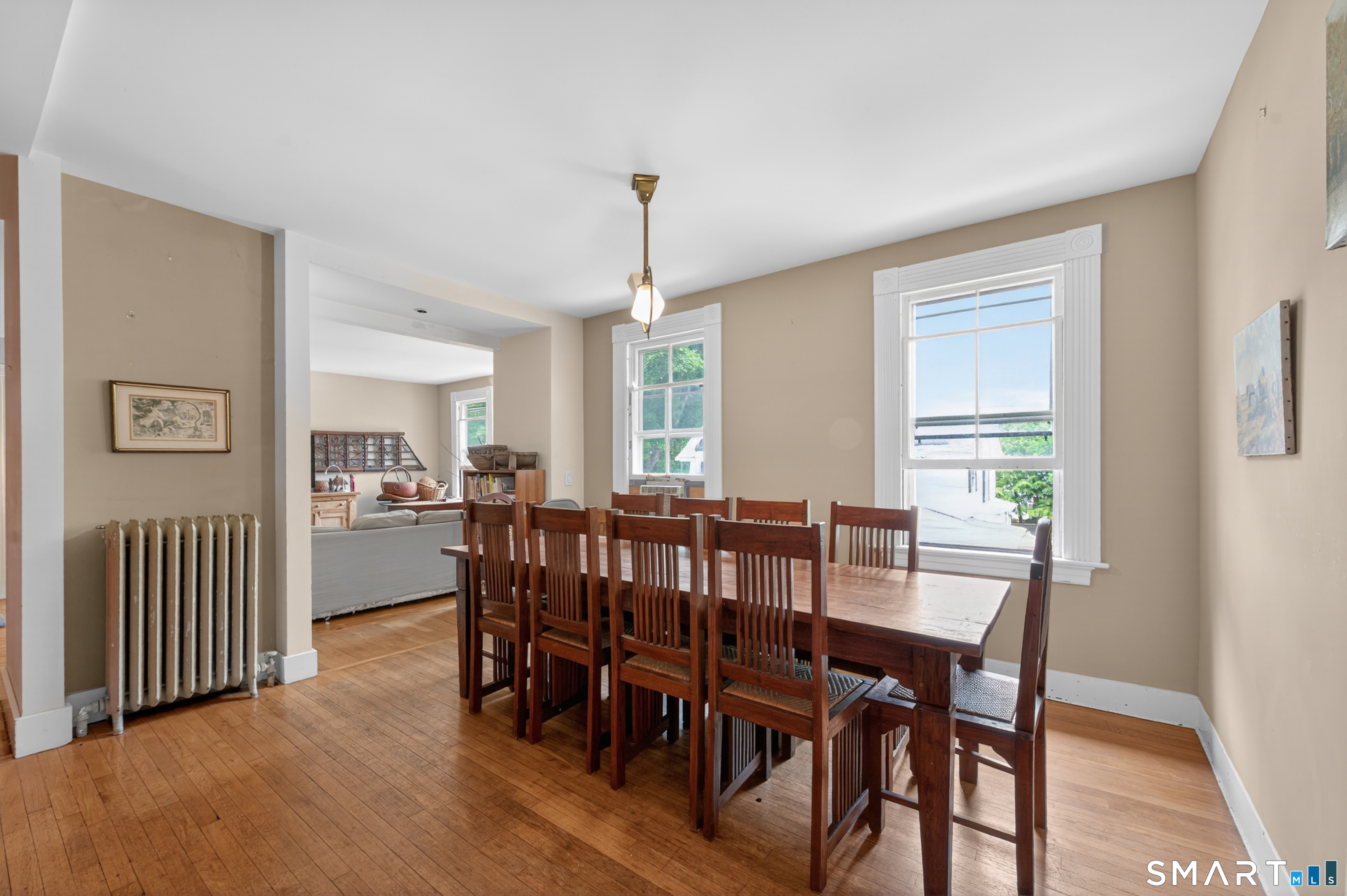 33 Church Street Guilford CT 06437