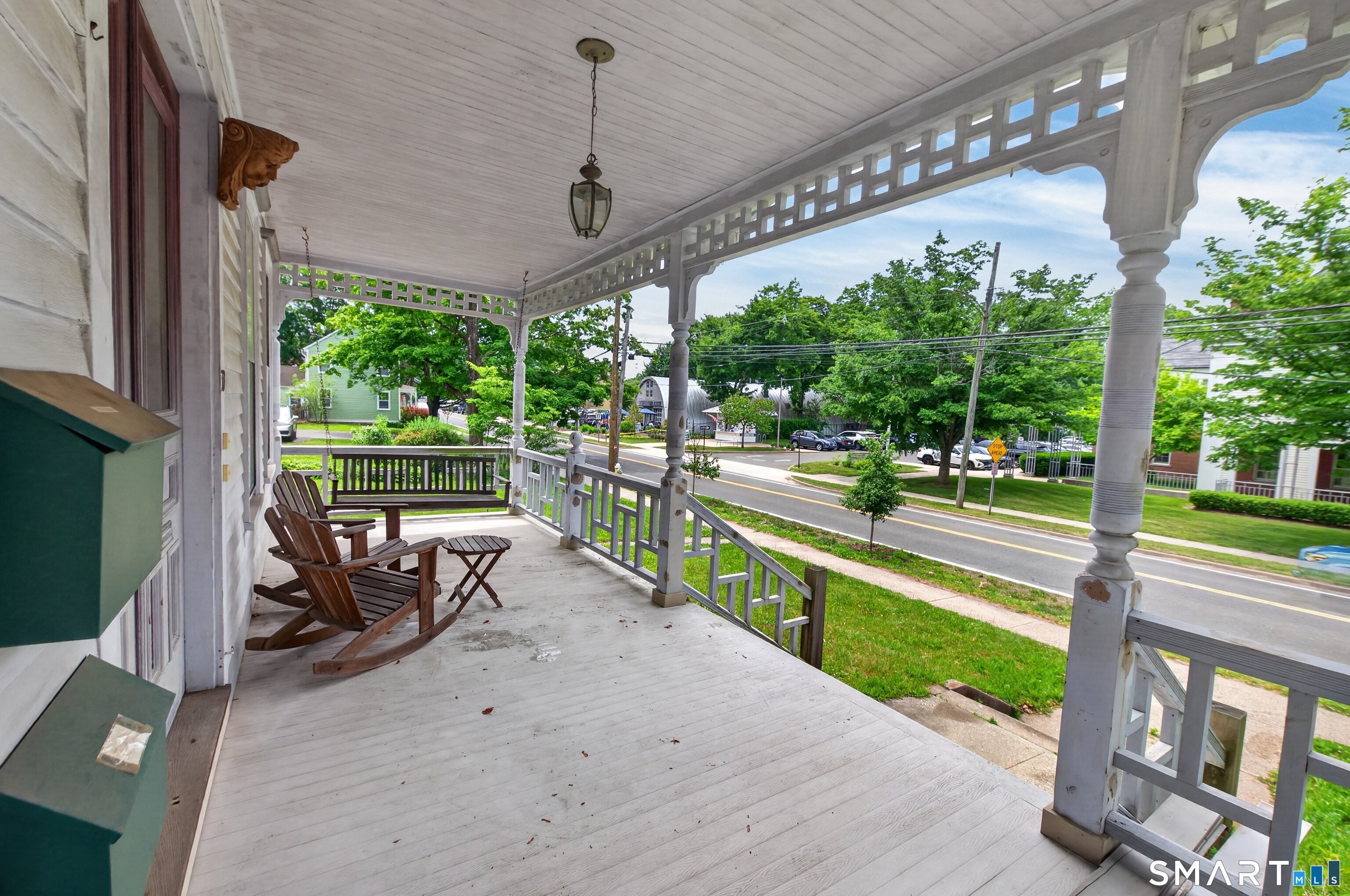 33 Church Street Guilford CT 06437