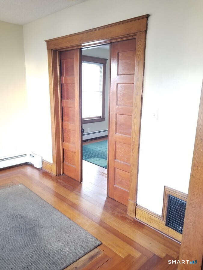 20 Carlson Street New Britain CT 06051